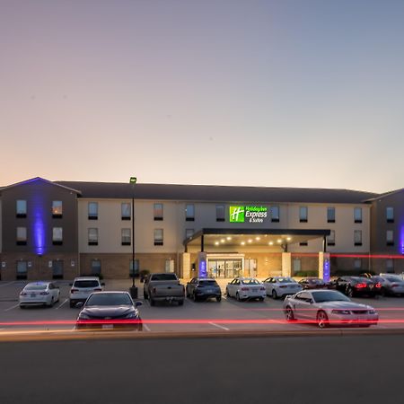 Holiday Inn Express & Suites N Waco Area - West By Ihg Экстерьер фото