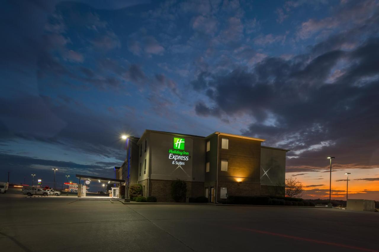 Holiday Inn Express & Suites N Waco Area - West By Ihg Экстерьер фото