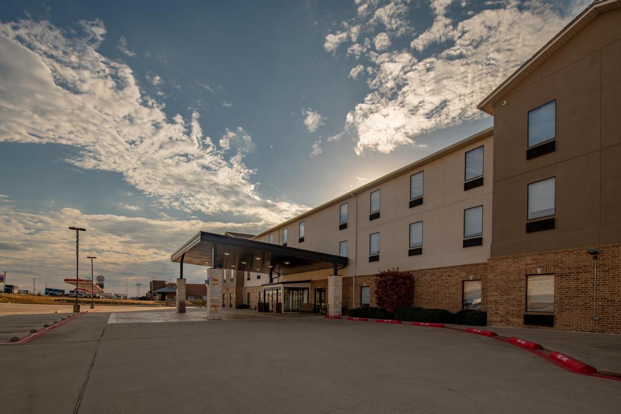 Holiday Inn Express & Suites N Waco Area - West By Ihg Экстерьер фото