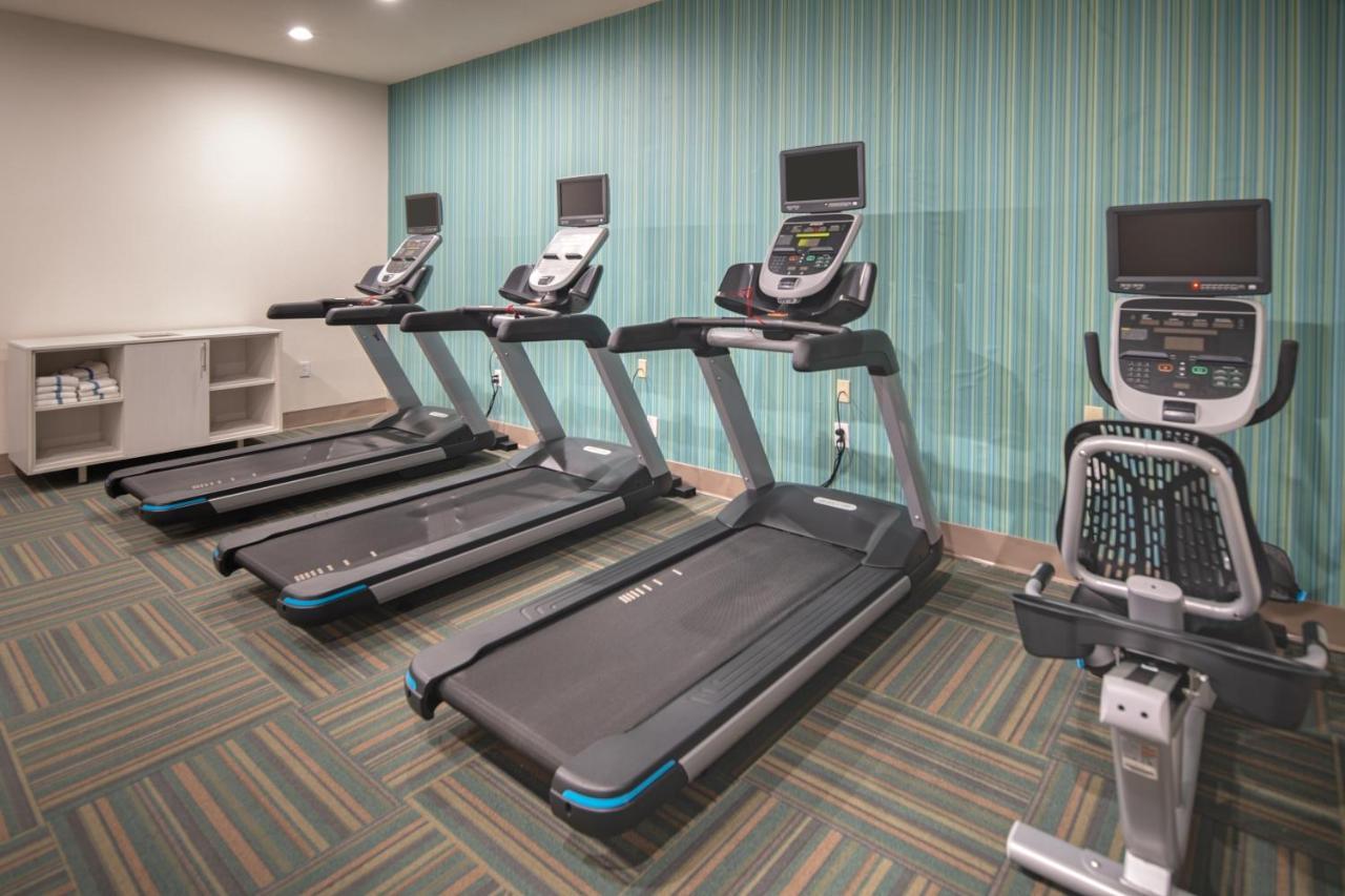 Holiday Inn Express & Suites N Waco Area - West By Ihg Экстерьер фото