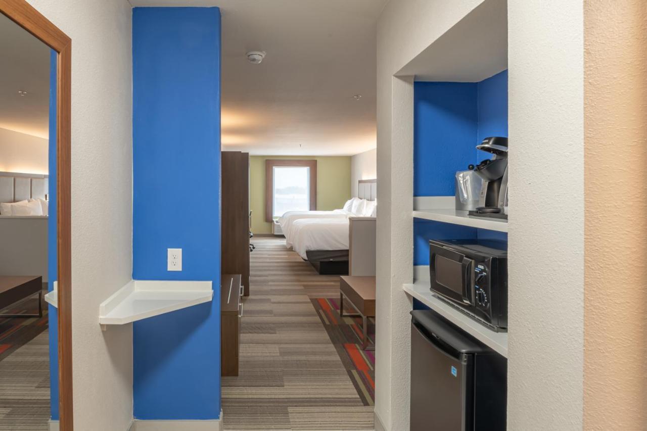 Holiday Inn Express & Suites N Waco Area - West By Ihg Экстерьер фото