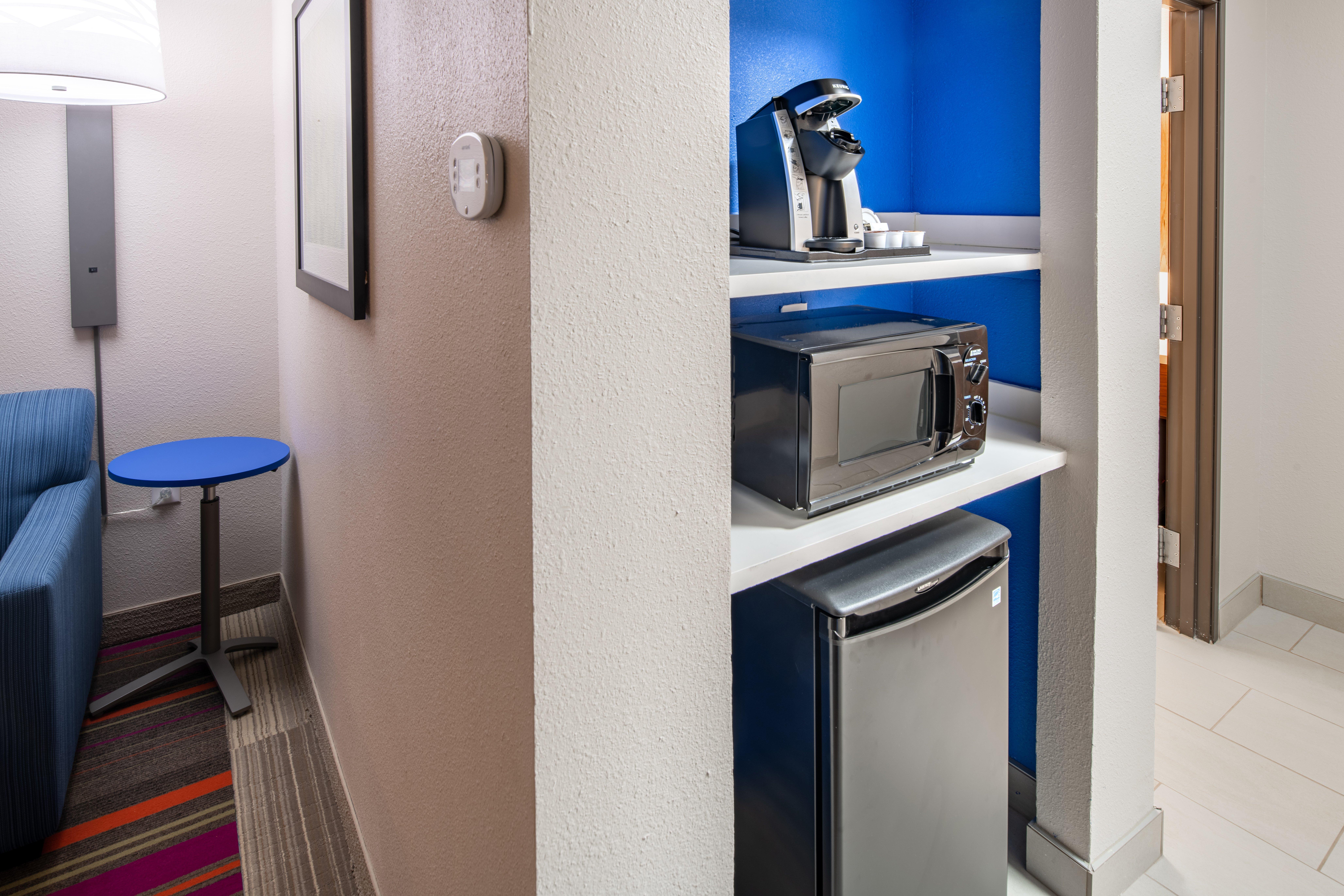 Holiday Inn Express & Suites N Waco Area - West By Ihg Экстерьер фото