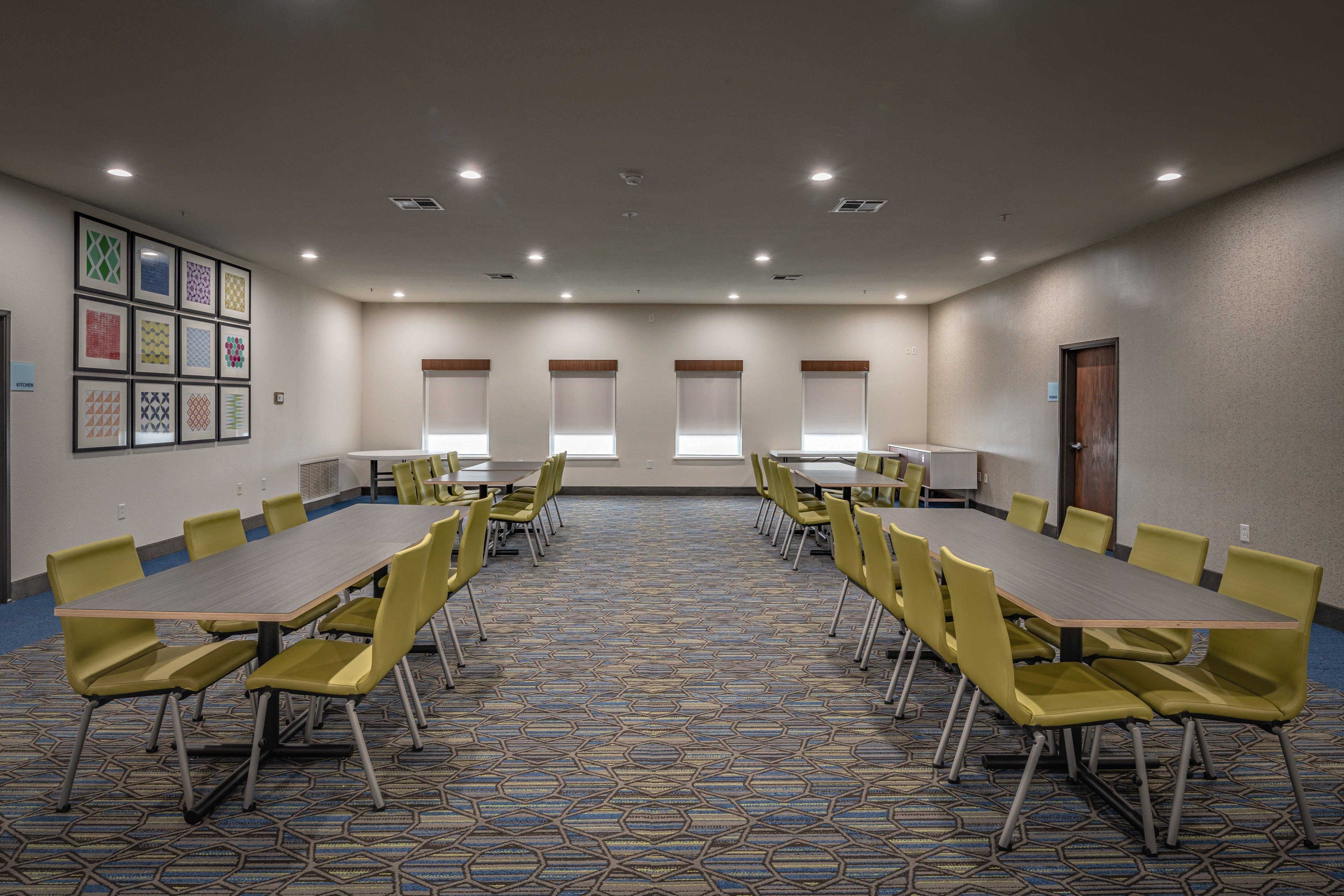 Holiday Inn Express & Suites N Waco Area - West By Ihg Экстерьер фото